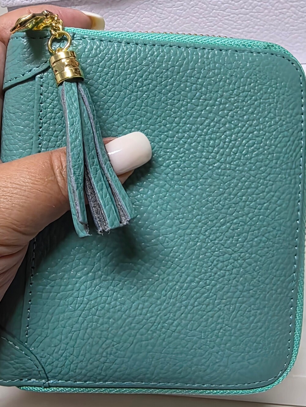 EASYOULIFE Teal Tassel Zip Around Card Wallet - EUC